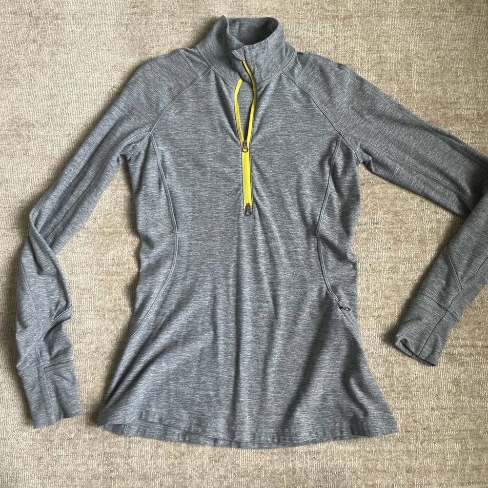 Lululemon womens gray/yellow quarterzip